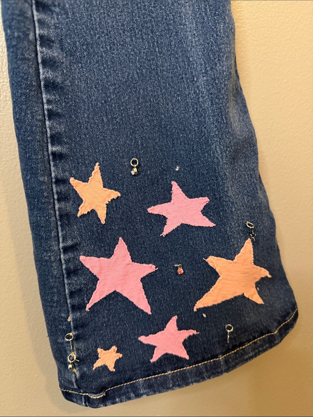 Jack David Juniors Size 5 Flare Jeans Star Embroidered Painted Stretch Denim - Picture 4 of 10